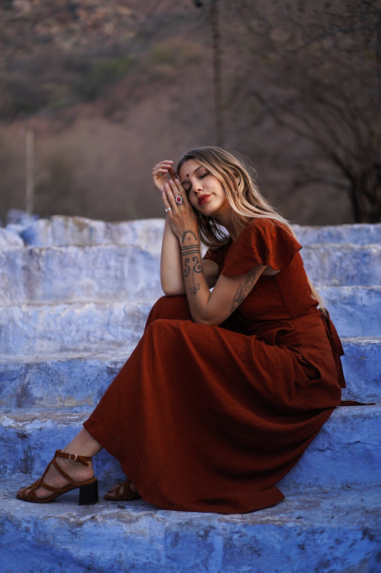 Robe cache cœur Chandra safran